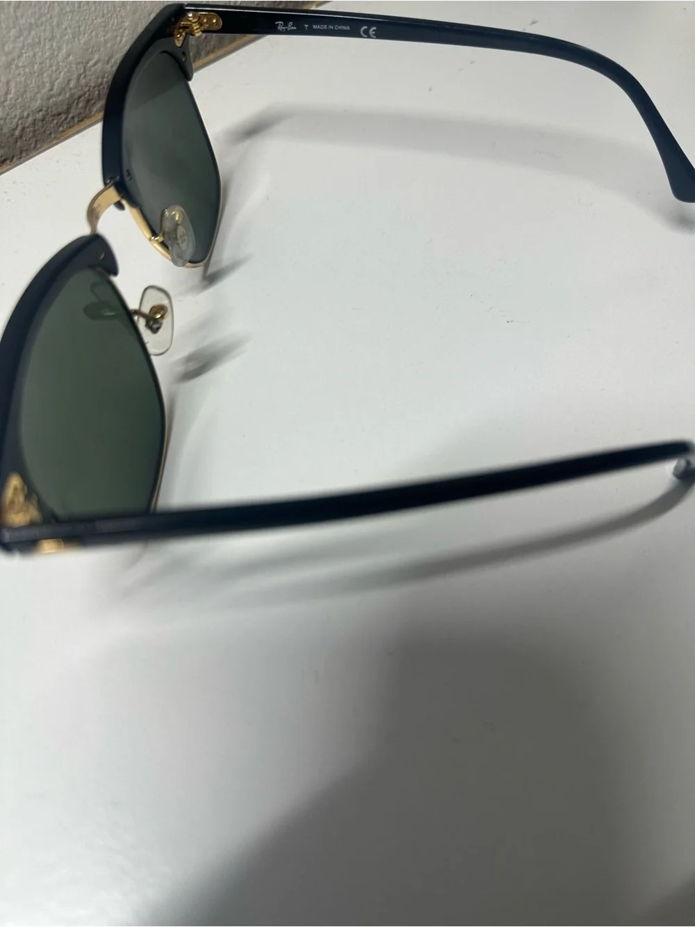 Ray-Ban classic ray